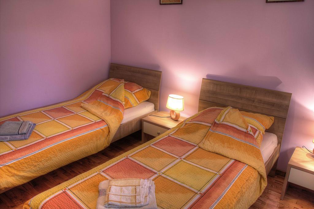 Apartman Anka et Studio Anka Ratkovica Bagian luar foto